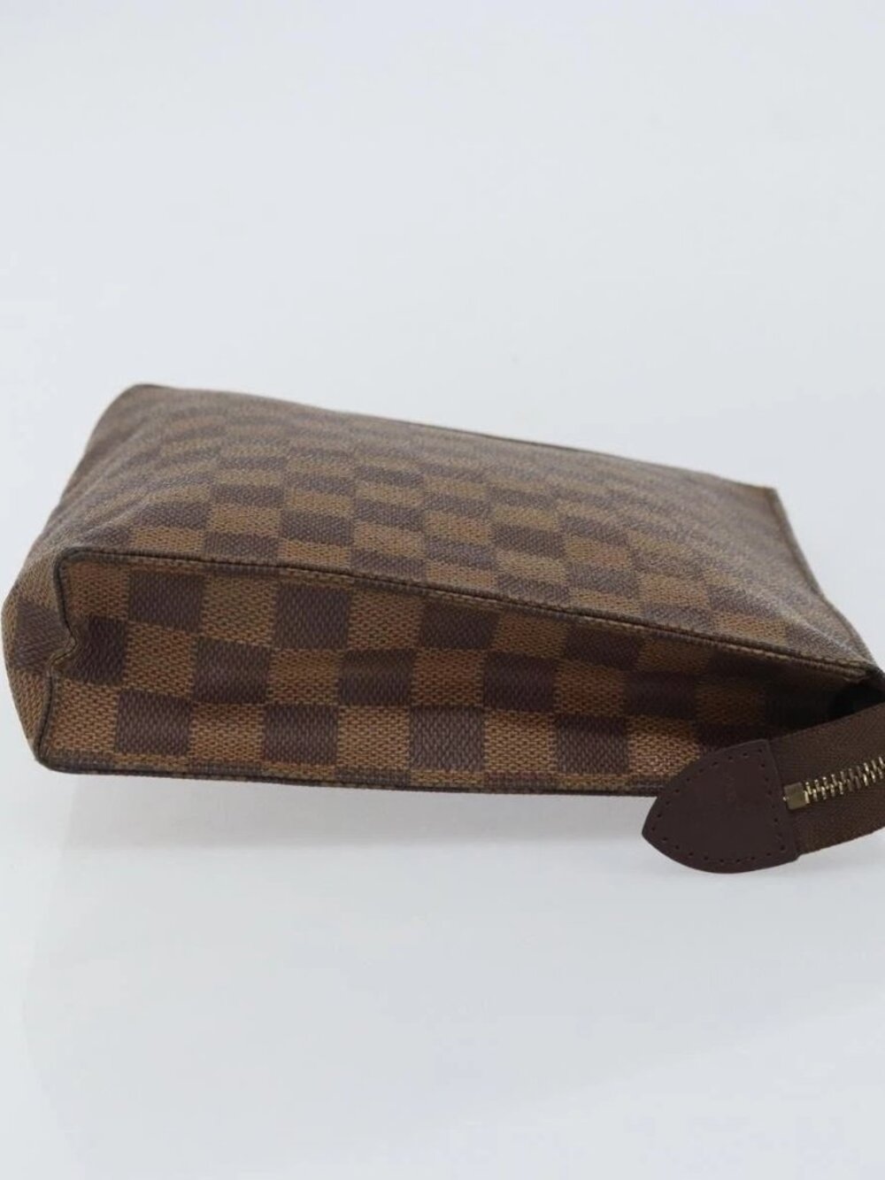 LOUIS VUITTON Damier Ebene Poche Toilette 26 Pouch N47543 LV Auth 161708 - Picture 6 of 16